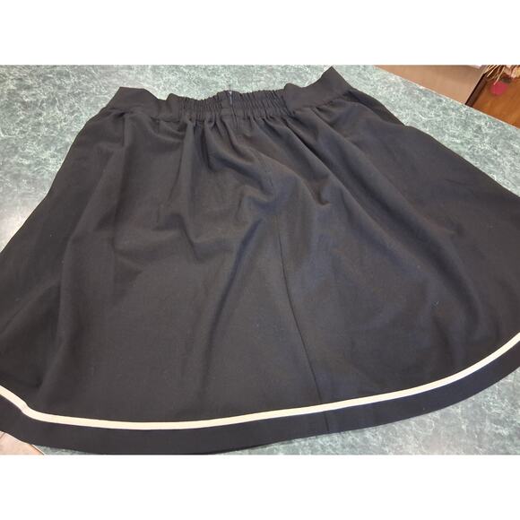 Modcloth Circle Skater Mini Skirt Plus 1X Black White Trim Pockets Belted Retro - Picture 6 of 10